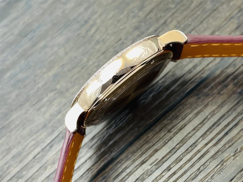 202457162333943 1000